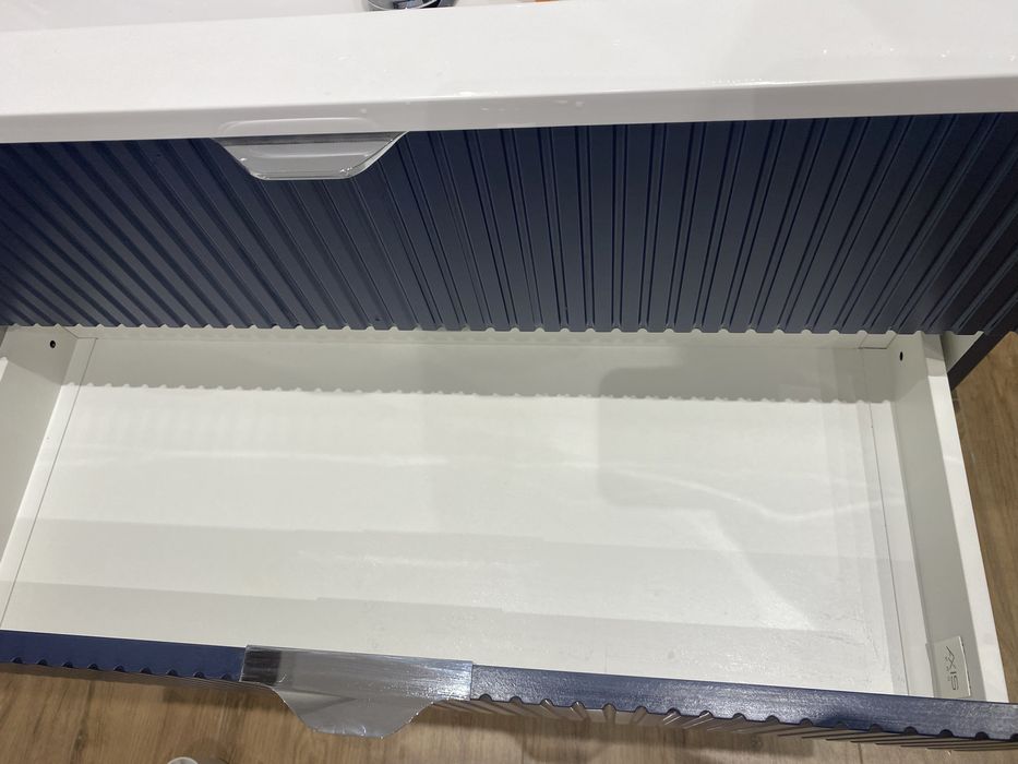 Nowa cena! Szafka lazienkowa z umywalką