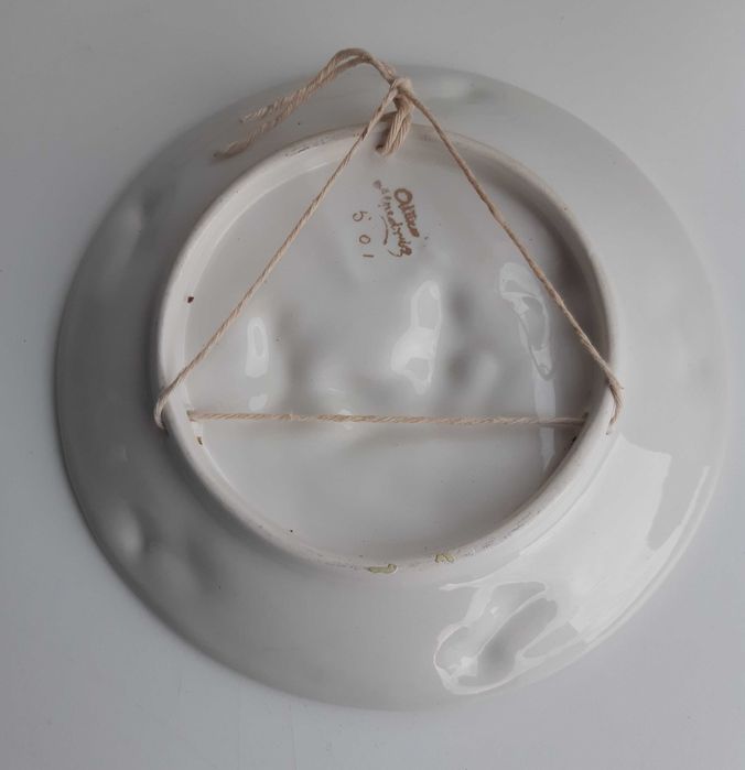 Prato Antigo em faiança Portuguesa