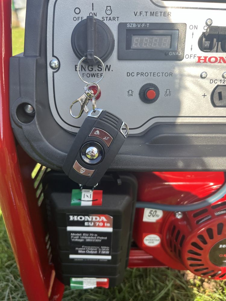 Генератор, honda EU 70 is