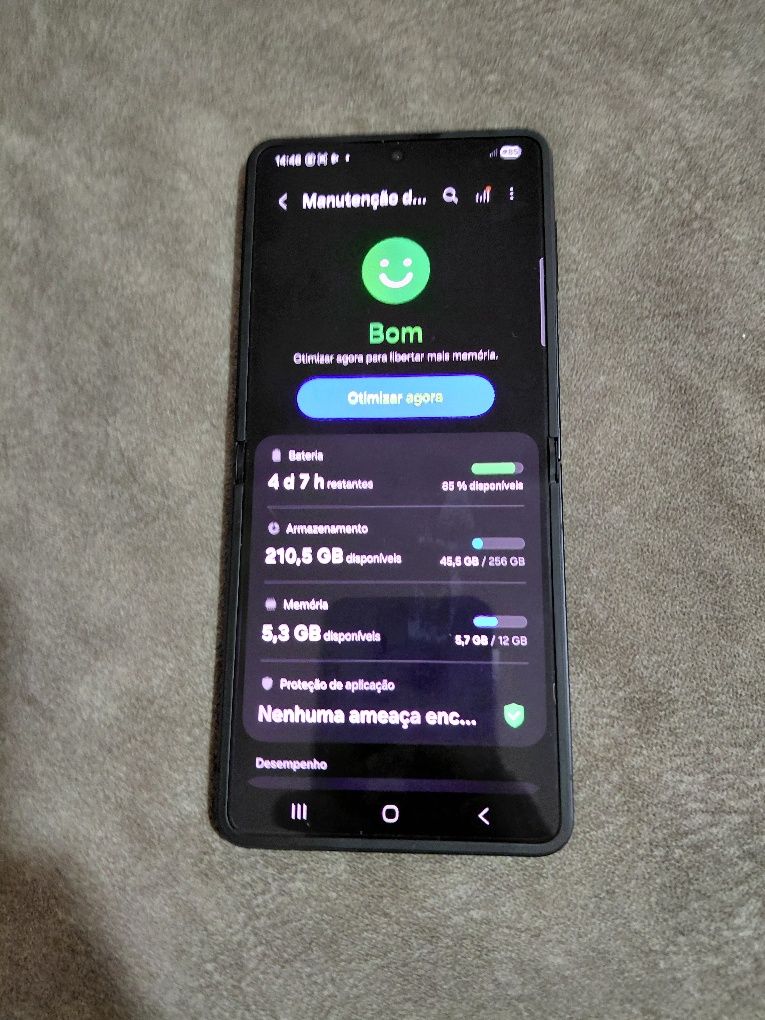 Samsung Galaxy z flip7 tem 3 semanas