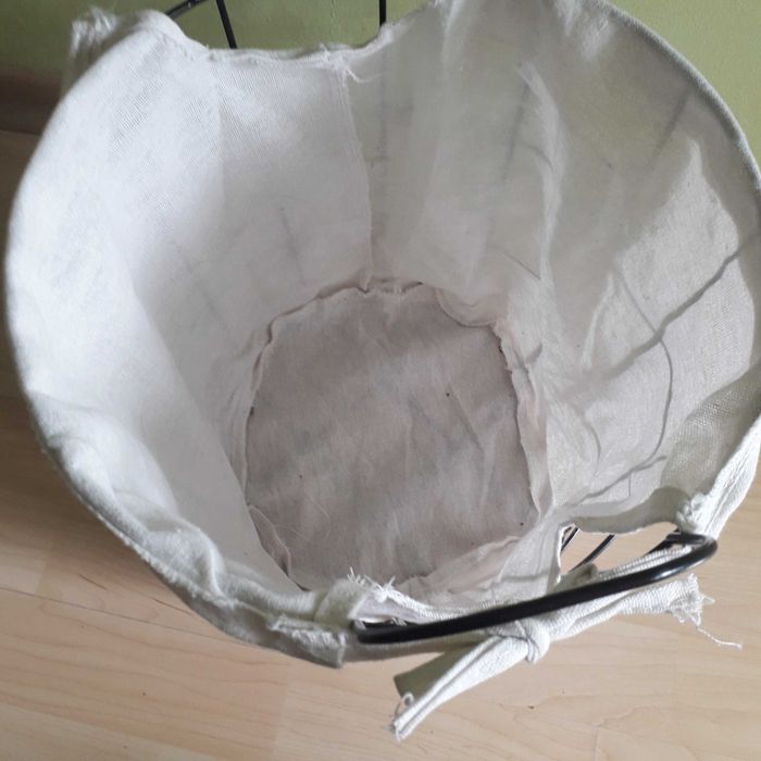 Kosz metalowy na bieliznę, pranie, z workiem