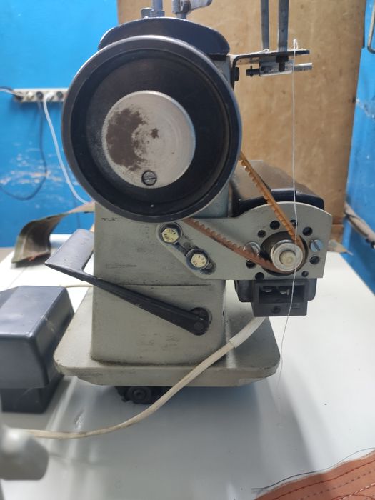 Орша полупромышленная универсальная швейная машина