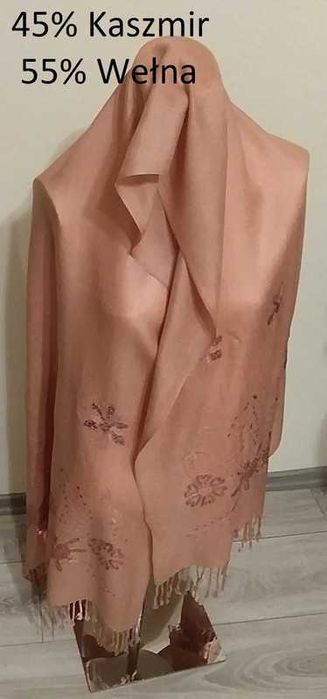 Pashmere  Śliczny  kaszmirowy duży szal w pięknym kolorze 175/70cm.