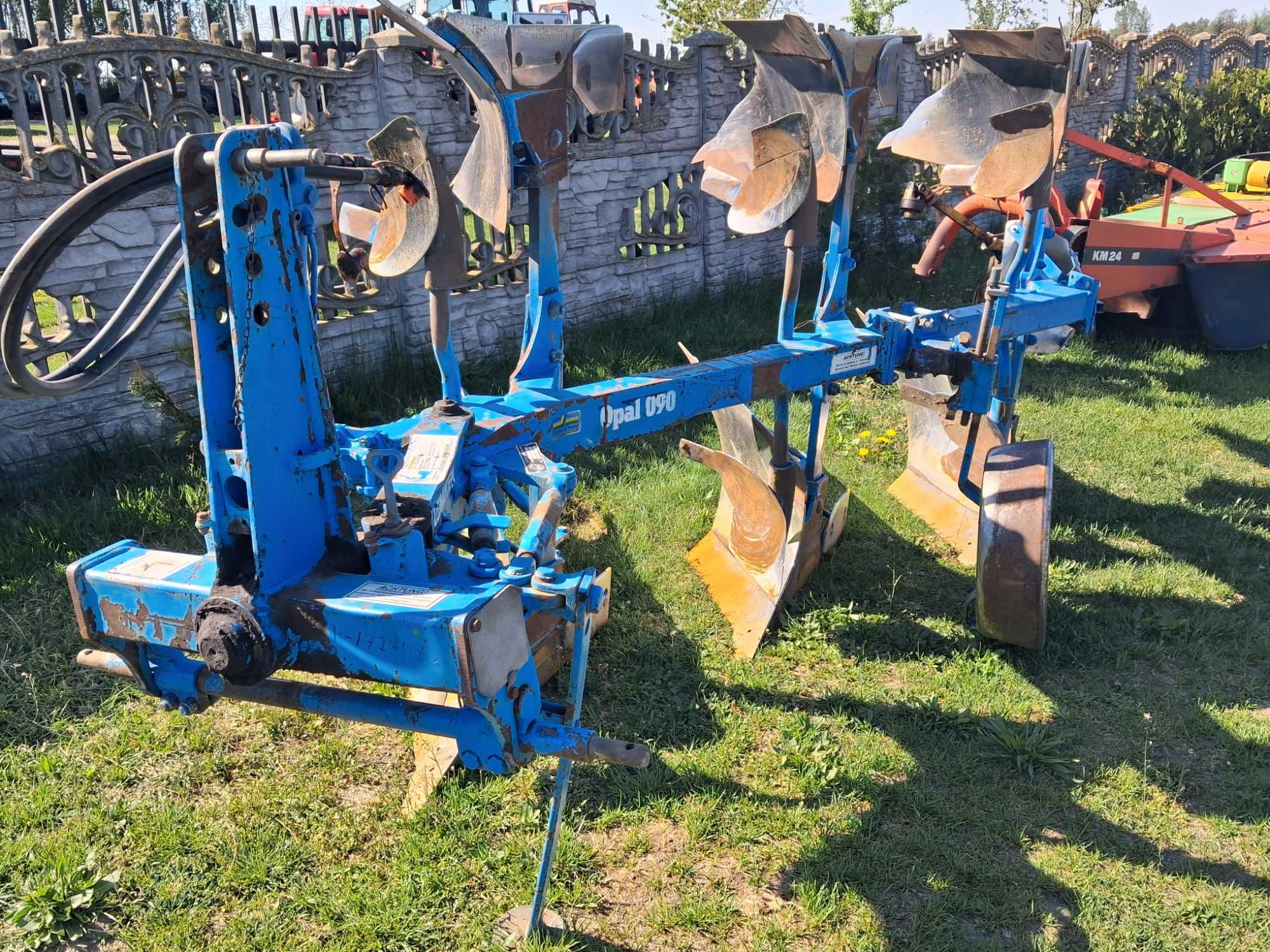 Lemken Opal 90. Rabewerk Vario. Kverneland Vario. Krone.InneTransport.