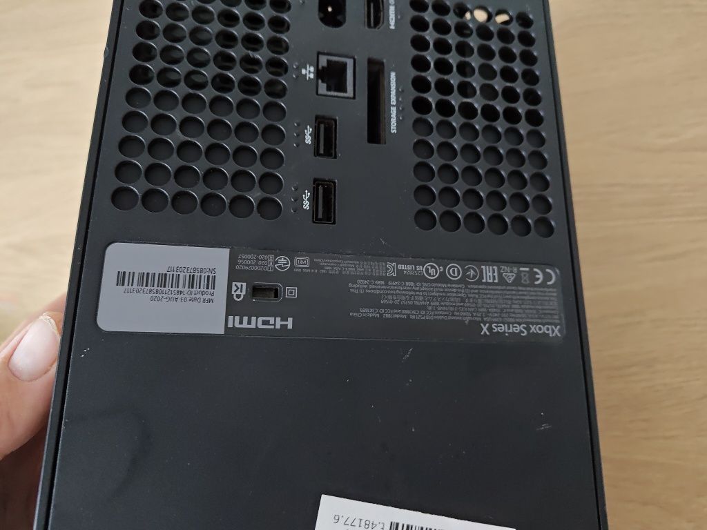 Xbox Series X 1tb gwarancja pad okablowanie