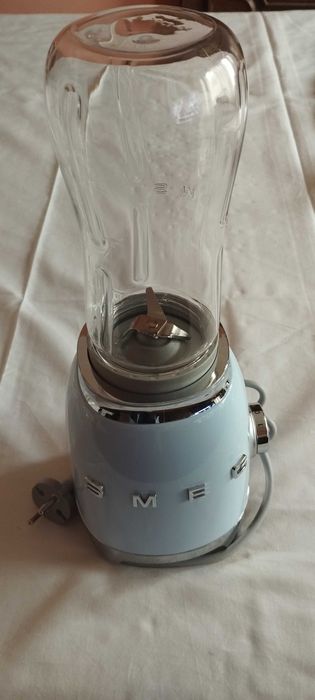 Mini liquidificador Smeg, Anni50 - a ESTREAR