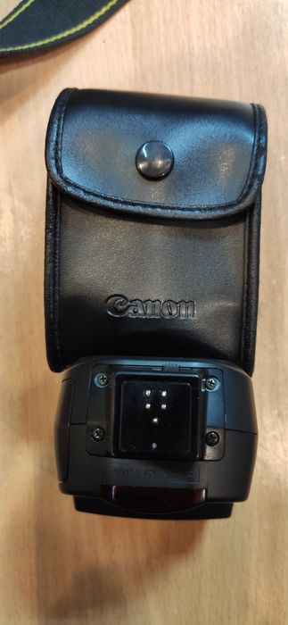 Фотовспышка Canon Speedlite 220EX