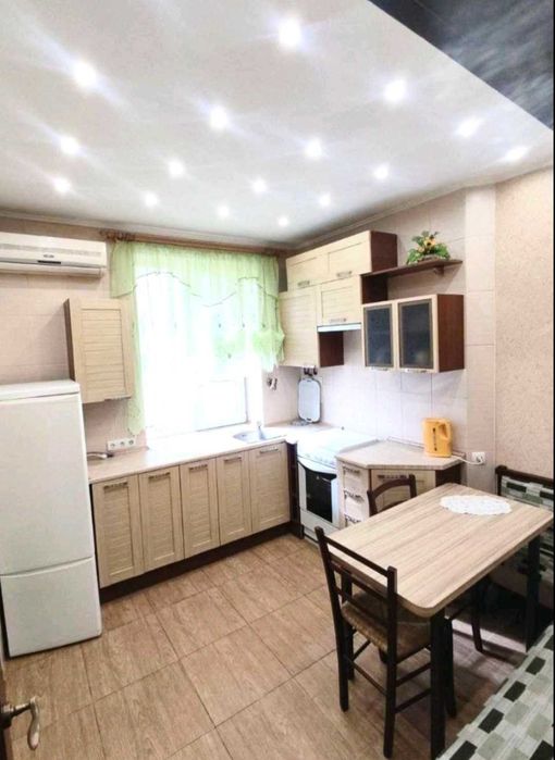 Продам 3к. квартиру в Центре. (404158)