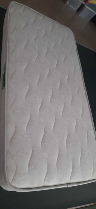 Colchão de cama de criança
