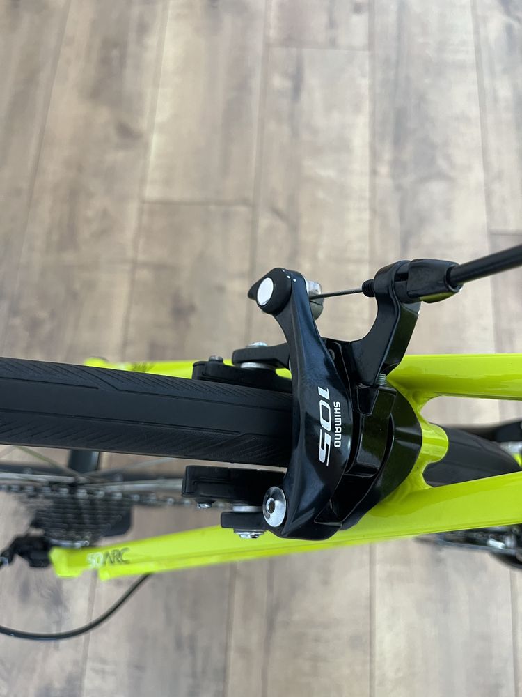 Rower szosowy Kellys ARC 50 rozmiar L 55 Shimano 105