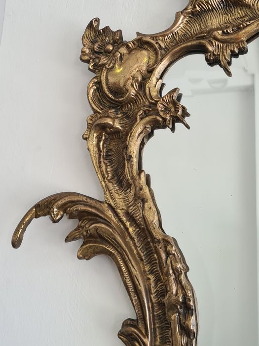 Espelho vintage, moldura em metal