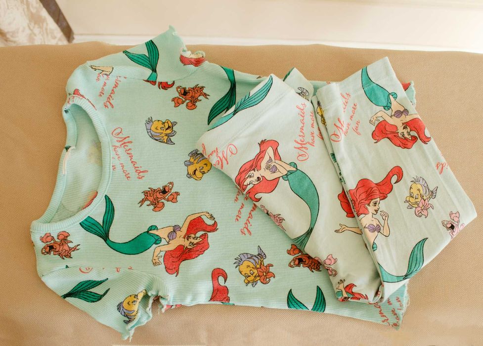 Детская пижама дисней ( футболка + бриджи ) 116