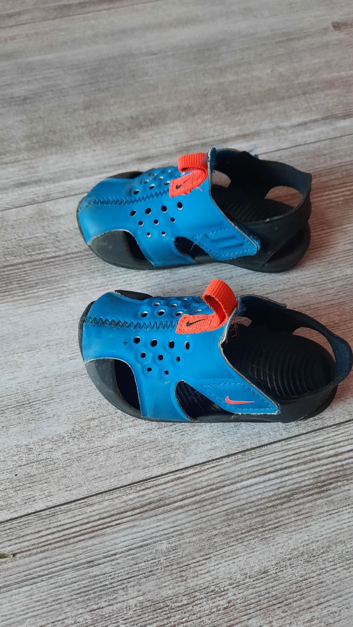 Sandały nike rozmiar 21