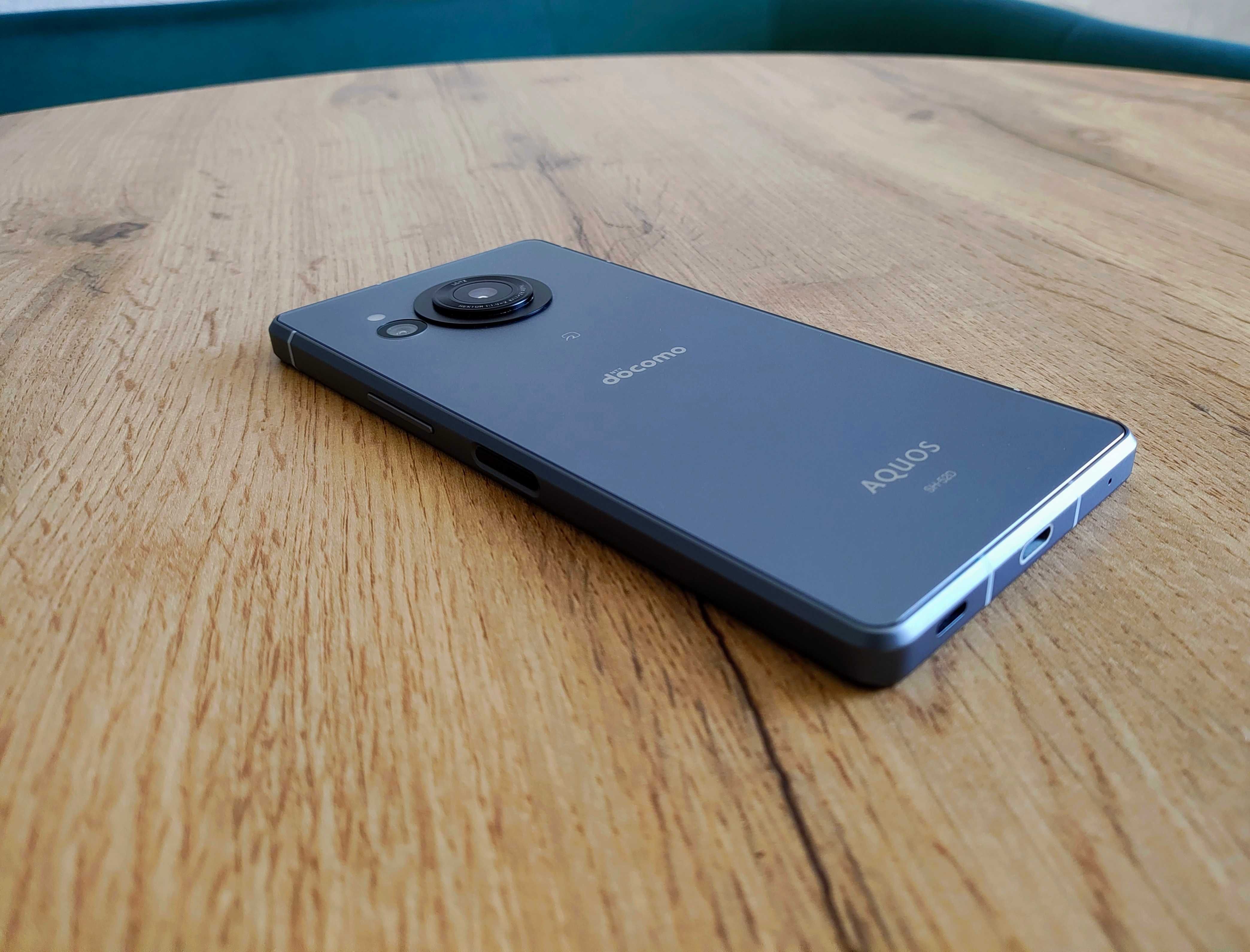 Эксклюзивный смартфон Sharp AQUOS R8 (2sim,IP68,6.4"240Гц,IP68,STD810)