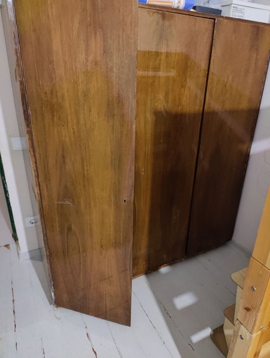 Віддам шафу самовивозом