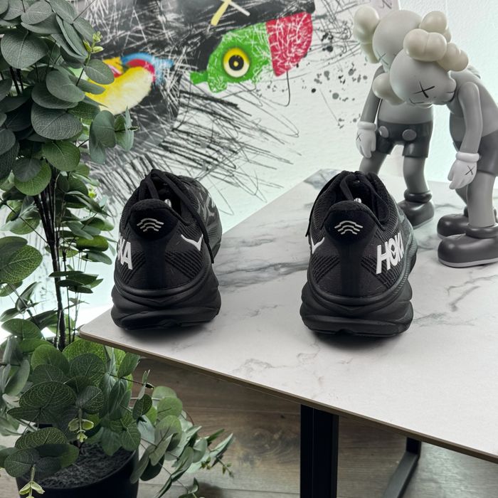 Кросівки Hoka Clifton 9 46.5 розмір Е6336