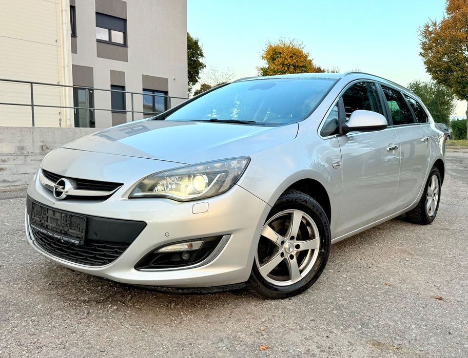 Opel Astra Opel Astra J 2.0 CDTI 164 KM Automat | BiXenon | Navi | Parktronik |