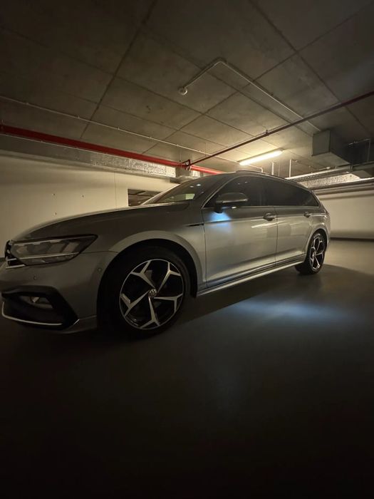 Volkswagen Passat Pierwszy właściciel, Stan bardzo dobry, Opony zimowe, serwisowany ASO