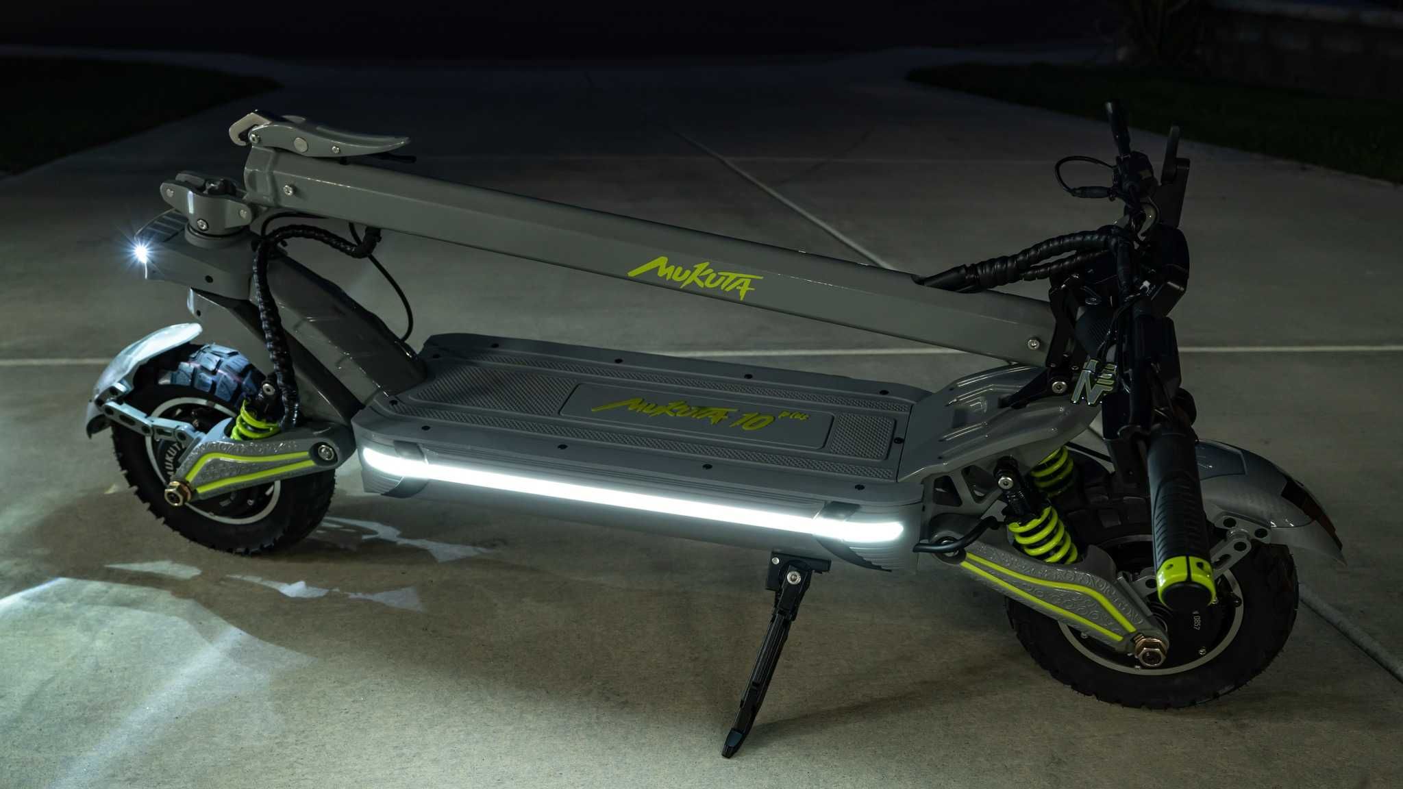 Електросамокат повнопривідний Mukuta 10 Plus 2800W 25,6 ah (10 дюймов)