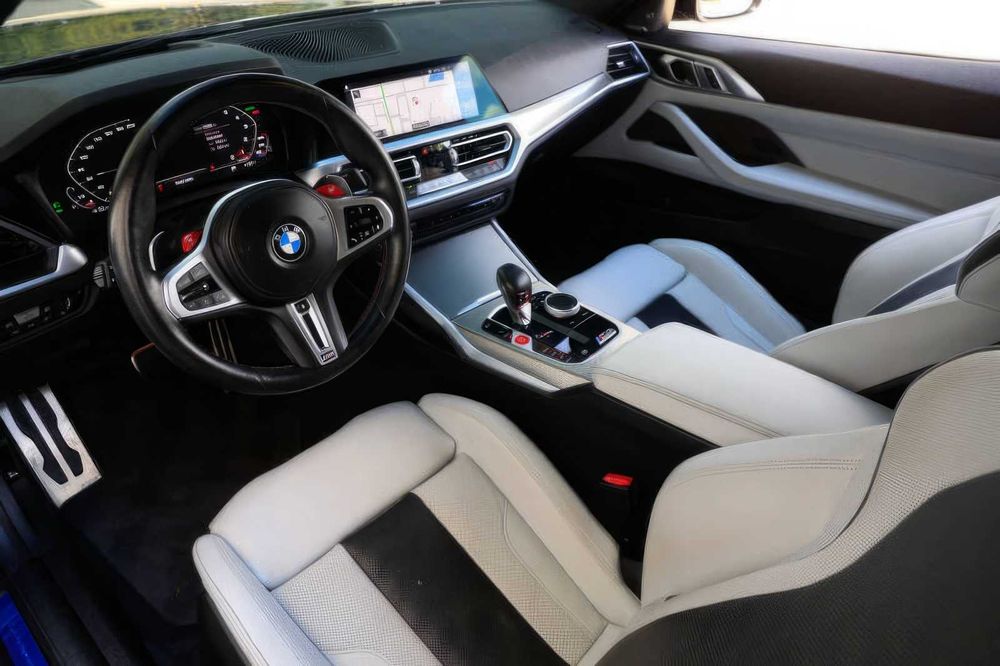 BMW M4 Competition      2022