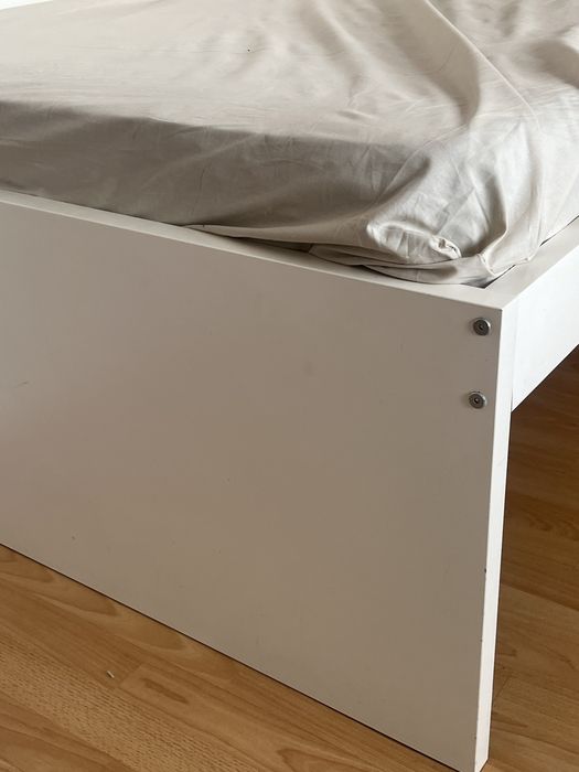 Łóżko jednoosobowe FLAXA białe IKEA oraz materac 90cmx200cm