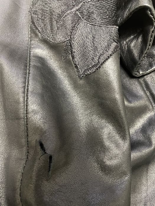 Продам кожаный пиджак б/у.