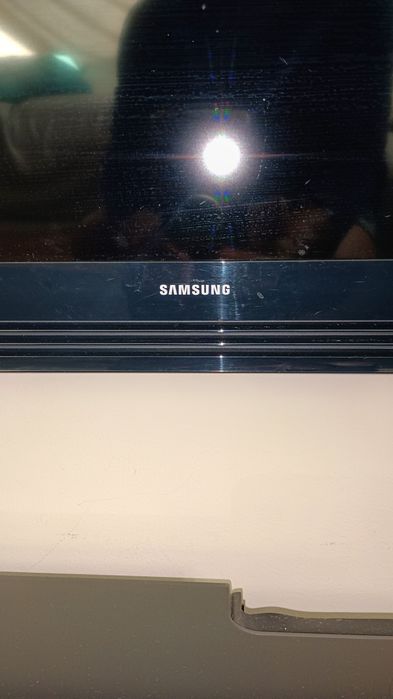 LCD Samsung 49" excelente