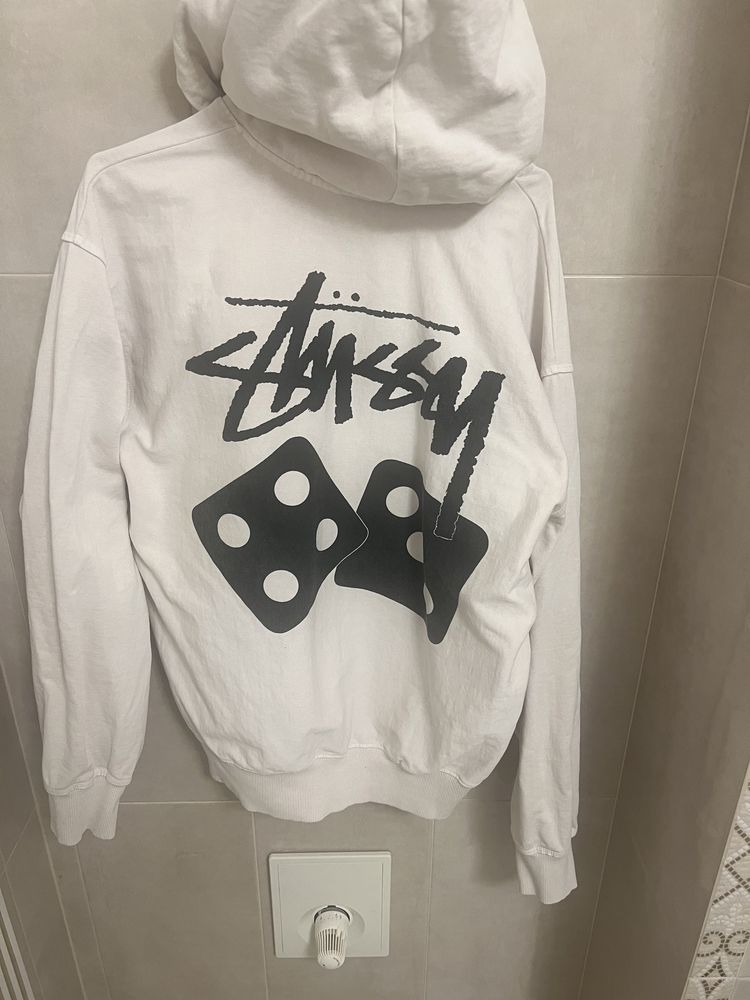 Продам худи stussy