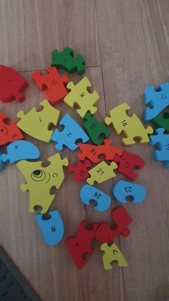 Drewniane puzzle