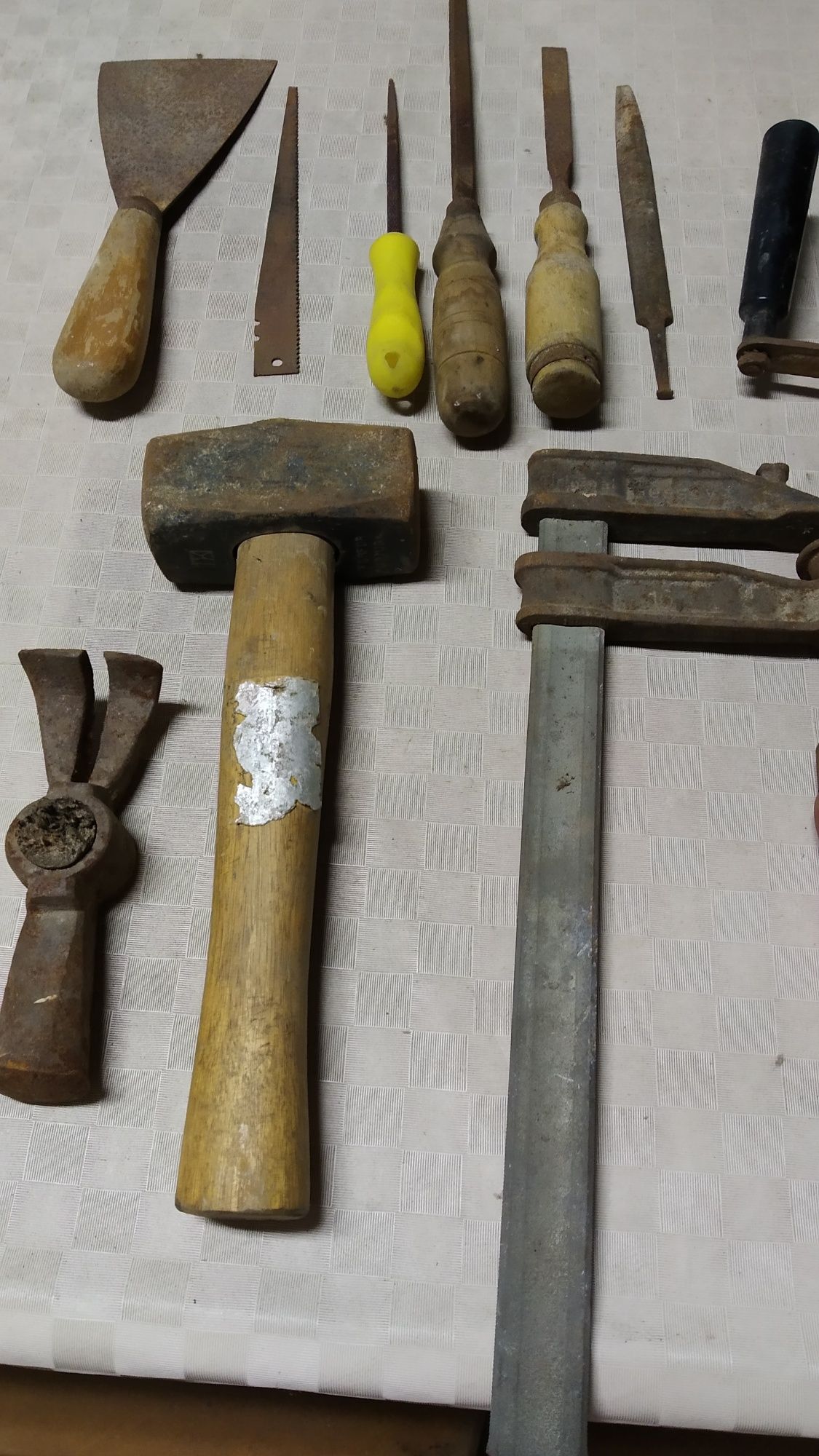 Conjunto de ferramentas antigas