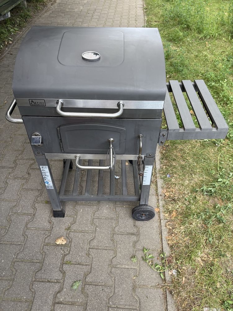 Grill węglowy Angular XL żeliwny ruszt