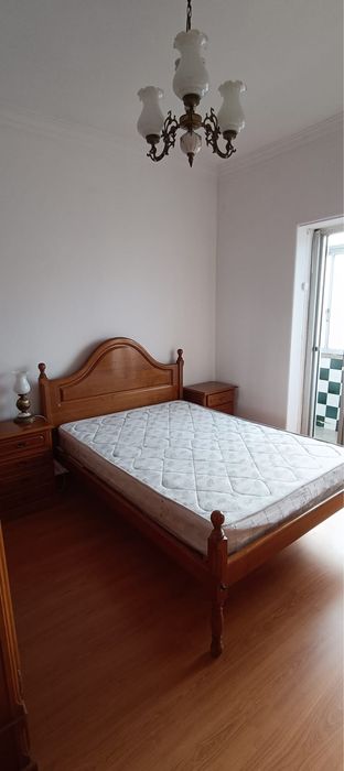 Mobilia de quarto ate dia 17 de Outubro