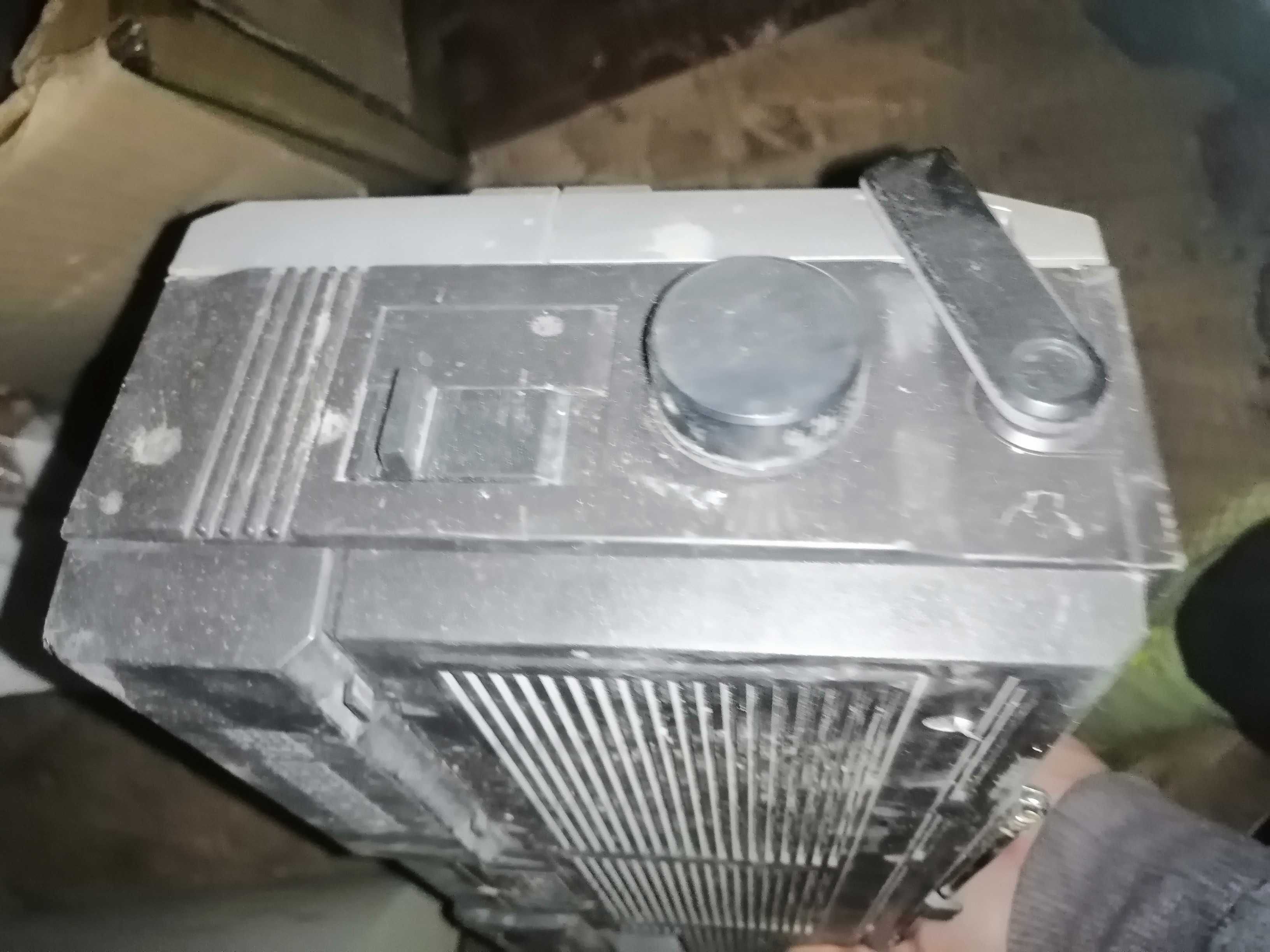 Radiomagnetofon Philips D-8130