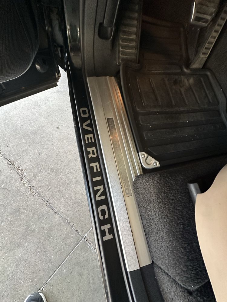 Продаж автомобіля Land Rover Range Rover