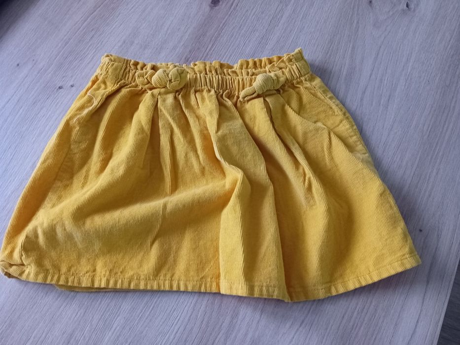 Spodniczka dziewczeca 86