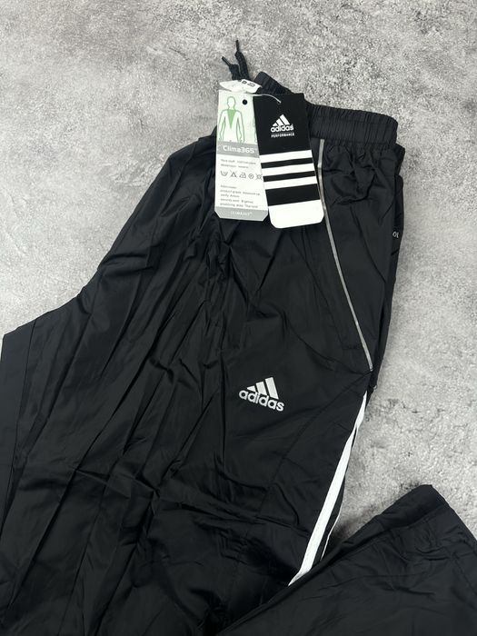 Спортивные штаны adidas sk8 y2k opium