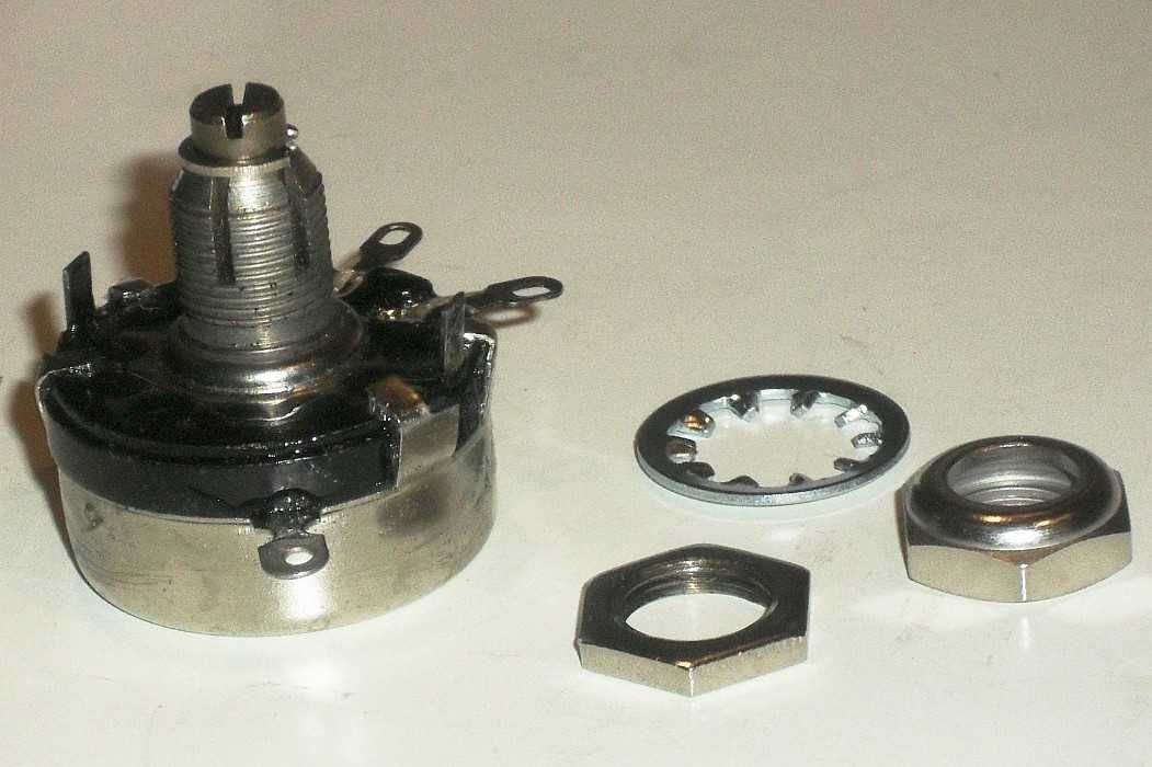 Potencjometr obrotowy SP-2.2 UNITRA TELPOD 2.2 kΩ - A, 2 W PRL 2 szt.