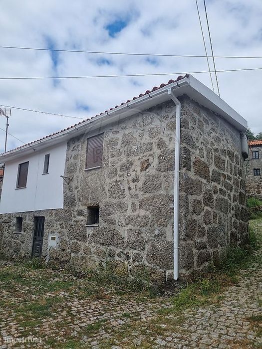 Moradia T2 para venda