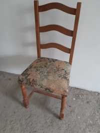 Cadeira de madeira e tecido