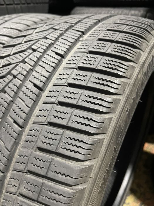 R18 235/45 зимові шини з Німеччини