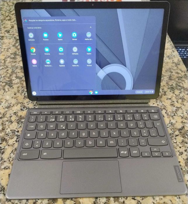 Lenovo IdeaPad Slim 3 Chromebook