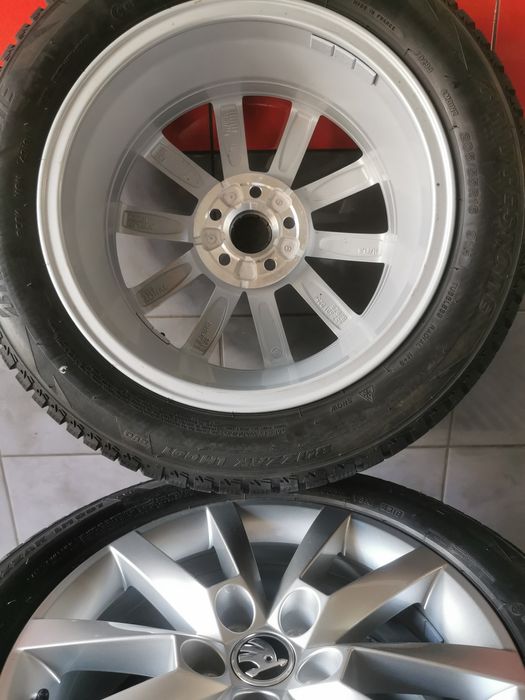 Fabrycznie NOWE Koła zimowe 205/55/16 Bridgestone 5x100 Skoda Rapid Fa