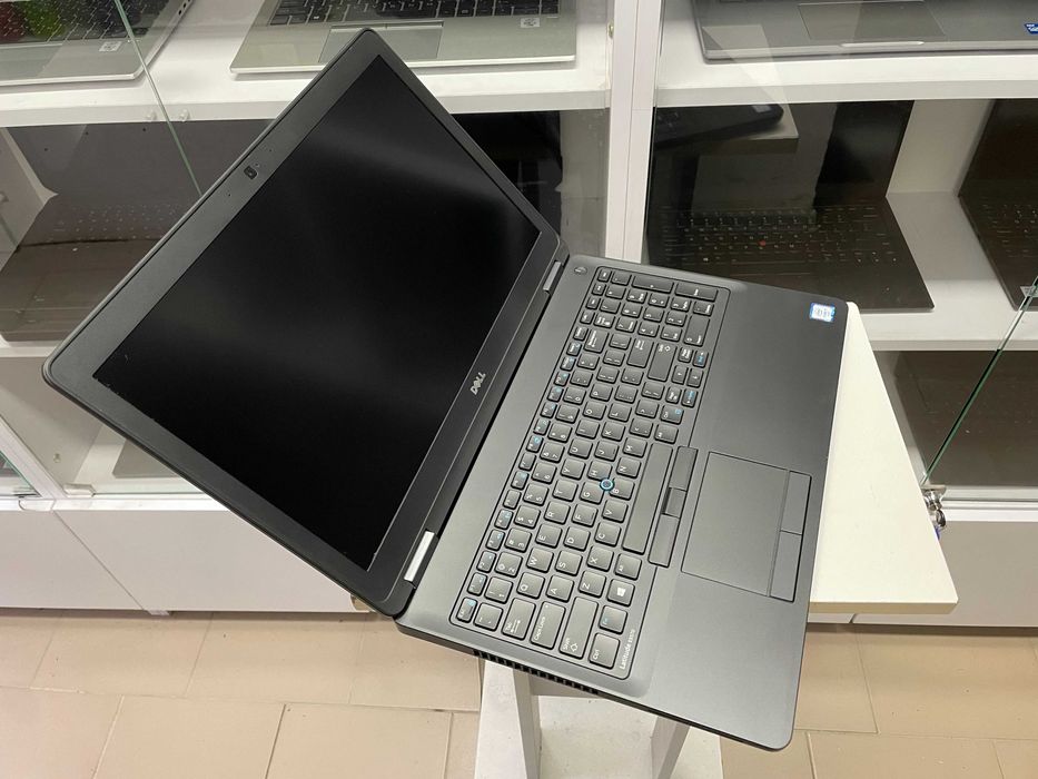 Ігровий Dell Latitude E5570 [Core i7HQ] FULL IPS SSD R7 M370 Куліша 22