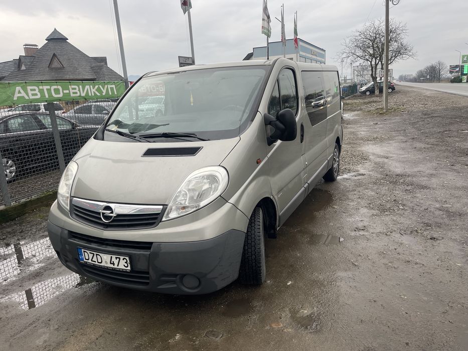 Opel vivaro 2008 рік розборка.