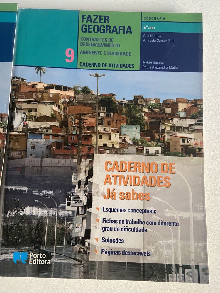 Livros e caderno de atividades de Geografia