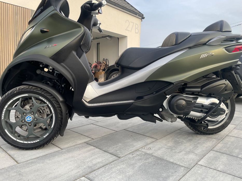 Piaggio MP-3 **Piaggio Mp3**500**L5e**400**350*300*2016*Roik*