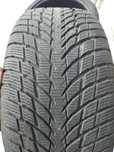 Nokian snowproof p 225/40/18