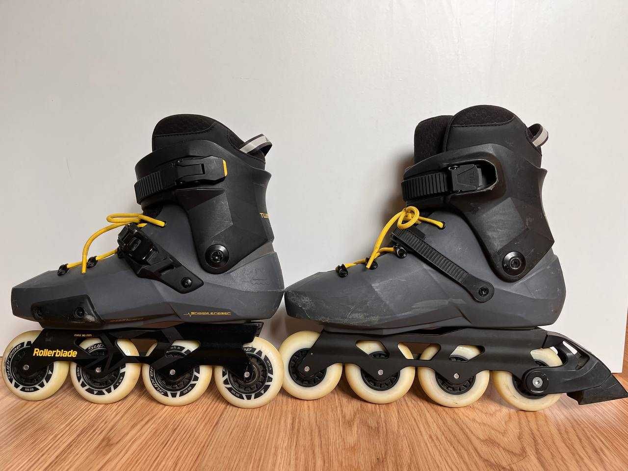 Patins em linha Rollerblade Twister Edge com o kit de proteção