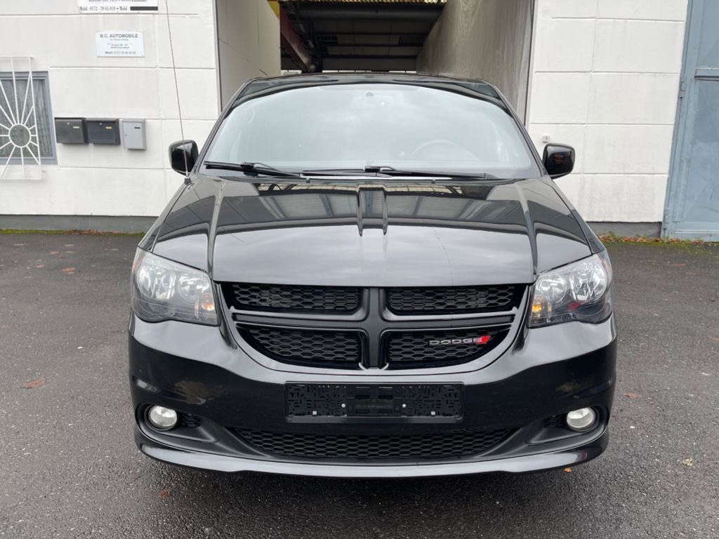 Бампер Dodge Caliber Avenger Dart Durango Journey RAM та ін. запч.