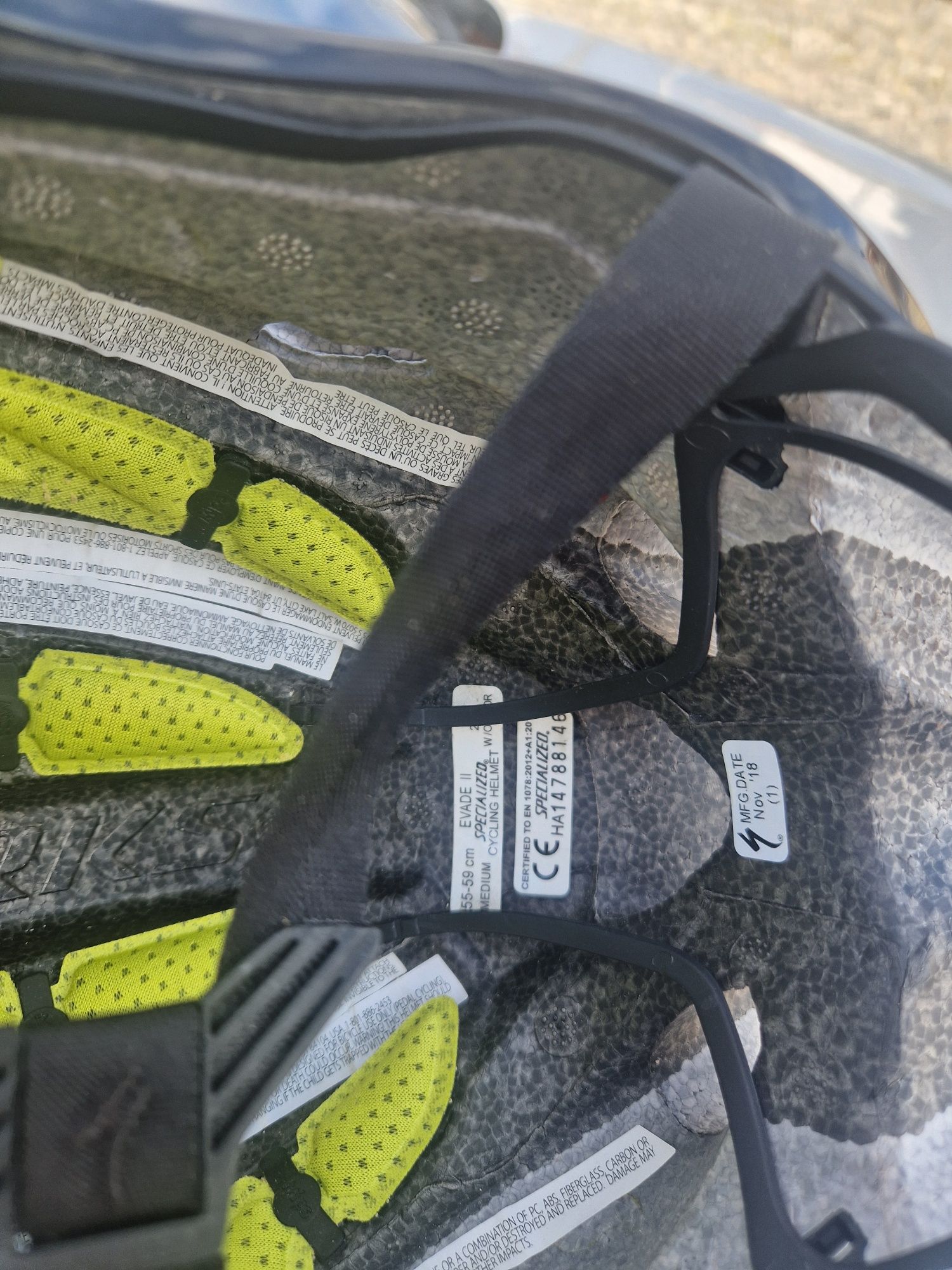 Capacete de bicicleta marca specialazer